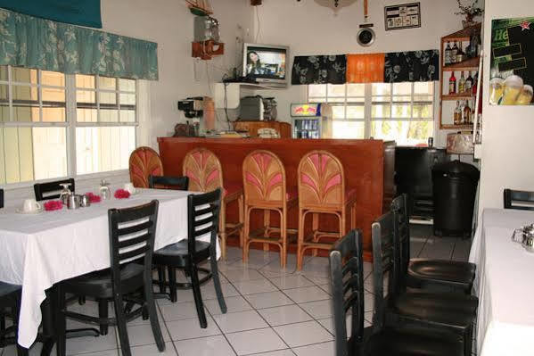 Nathan'S Lodge Kemps Bay Екстер'єр фото